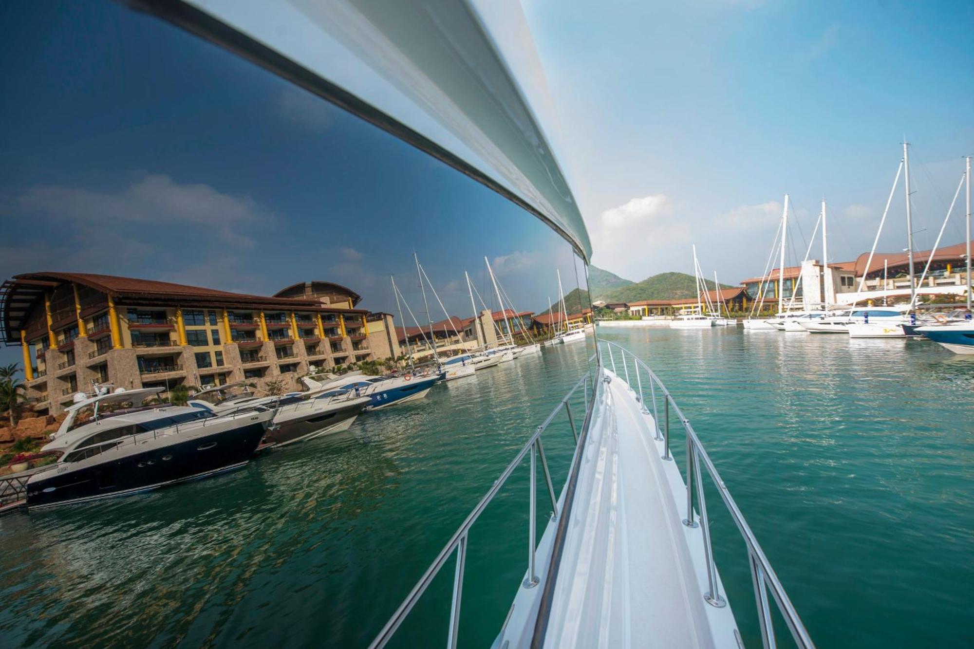 The St. Regis Sanya Yalong Bay Resort Exterior photo